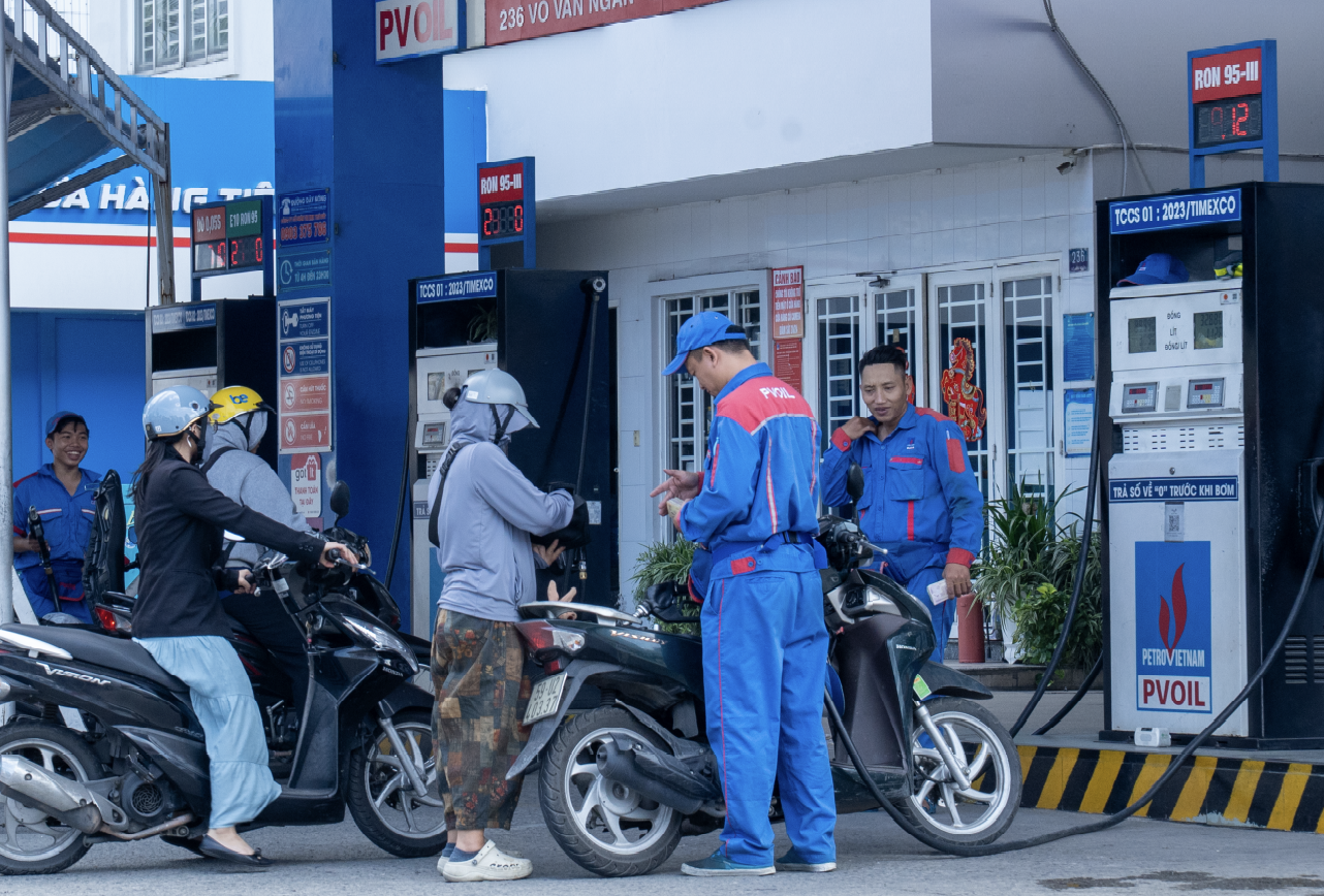 Từ tháng 4 bắt đầu đẩy mạnh bán xăng E10